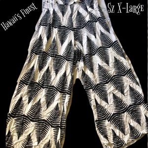 Hawaii’s Finest Women’s Jumpsuit Romper XL